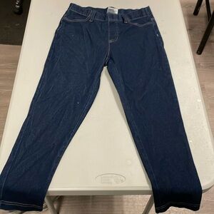 Women’s medium Serra jeggings